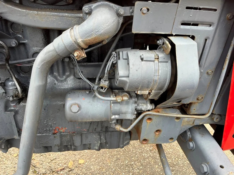 Massey Ferguson 265 MF 265 4x2 tractor - Traktorius: foto 3 Massey Ferguson 265 MF 265 4x2 tractor - Traktorius: foto 3