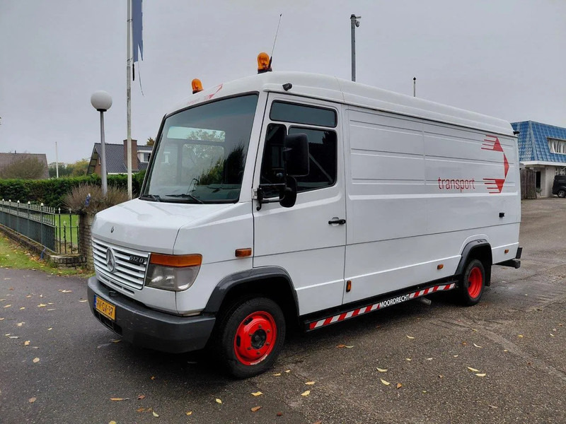 Mercedes-Benz 512 D - Mažas furgonas: foto 1 Mercedes-Benz 512 D - Mažas furgonas: foto 1