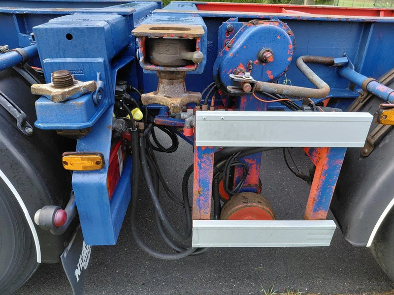 Konteineris-vežimus/ Sukeisti kūną puspriekabė Movit COOPL 1627: foto 9