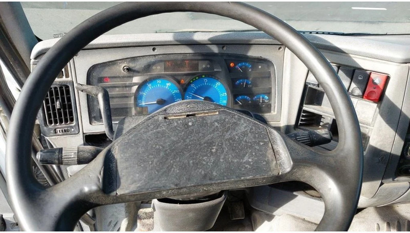 Betonvežis Renault Kerax 370 8x4 Mixer Steel: foto 10