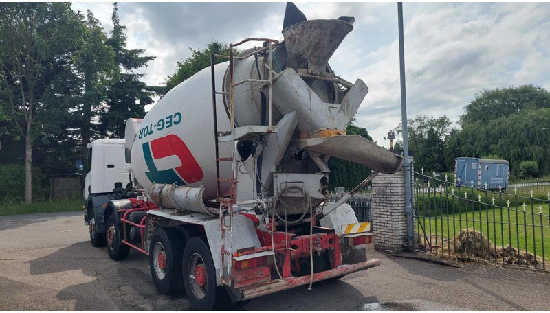 Scania P114-340 8x4 Mixer Full Steel Spring - Betonvežis: foto 4 Scania P114-340 8x4 Mixer Full Steel Spring - Betonvežis: foto 4