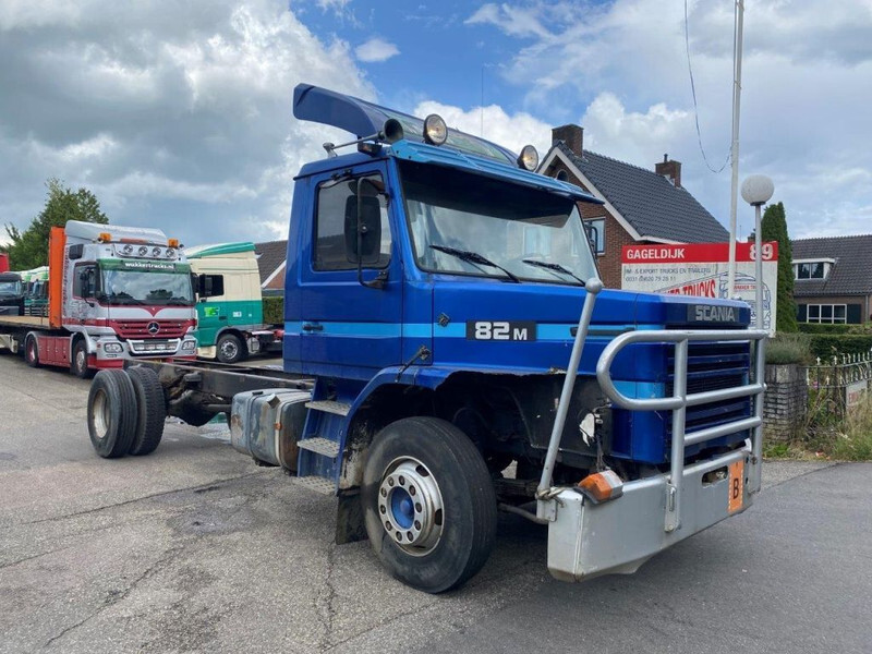 Scania T82 T 82 4x2 CHASSIS FULL STEEL SUSPENSION - Važiuoklės sunkvežimis: foto 3 Scania T82 T 82 4x2 CHASSIS FULL STEEL SUSPENSION - Važiuoklės sunkvežimis: foto 3