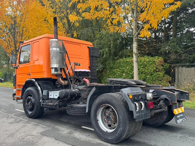 Scania P113-320 BIG AXLE FULL STEEL SPRING MANUAL GEARBOX - Vilkikas: foto 3 Scania P113-320 BIG AXLE FULL STEEL SPRING MANUAL GEARBOX - Vilkikas: foto 3