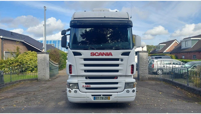 Scania R420 4x2 MANUAL GEARBOX RETARDER - Vilkikas: foto 5 Scania R420 4x2 MANUAL GEARBOX RETARDER - Vilkikas: foto 5