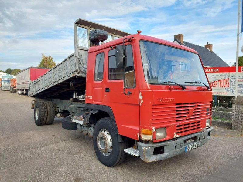 Volvo FL 10 4X2 Kipper - Savivartis sunkvežimis: foto 2 Volvo FL 10 4X2 Kipper - Savivartis sunkvežimis: foto 2