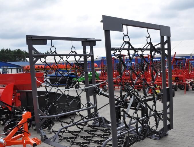 Metal-Technik Włóka łąkowo – polowa 8m / 4 rzędy - Pievų priežiūros akėčių: foto 1 Metal-Technik Włóka łąkowo – polowa 8m / 4 rzędy - Pievų priežiūros akėčių: foto 1