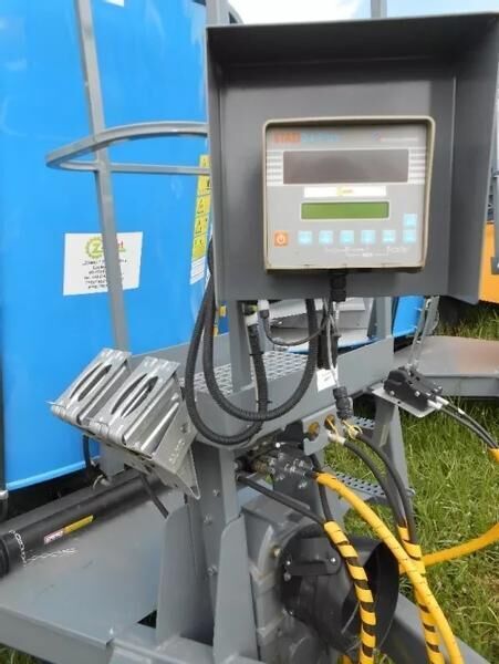 Zamet Paszowóz 8m3 FIDER - Pašarų maišytuvas: foto 4 Zamet Paszowóz 8m3 FIDER - Pašarų maišytuvas: foto 4