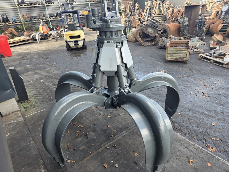 Liebherr gm 70 800l orange peel liebherr schrott grab poliepgrijper liebherr lh - Greiferis - Statybinė technika: foto 4 Liebherr gm 70 800l orange peel liebherr schrott grab poliepgrijper liebherr lh - Greiferis - Statybinė technika: foto 4