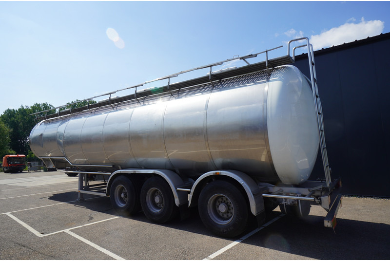Dijkstra 3 AXLE FOOD TRAILER 26.500 LTR - Puspriekabė cisterna: foto 4 Dijkstra 3 AXLE FOOD TRAILER 26.500 LTR - Puspriekabė cisterna: foto 4