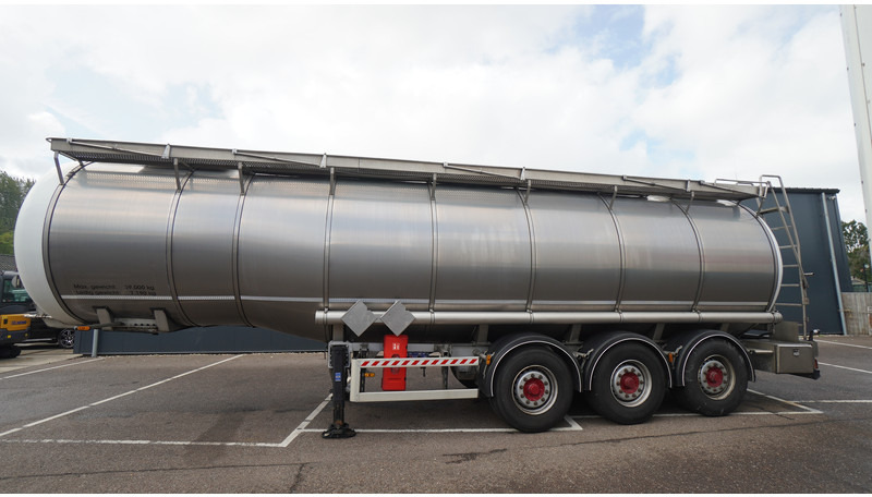 Indox 3 AXLE ADR CHEMICAL AD-BLUE TANK TRAILER 35.115LTR - Puspriekabė cisterna: foto 1 Indox 3 AXLE ADR CHEMICAL AD-BLUE TANK TRAILER 35.115LTR - Puspriekabė cisterna: foto 1