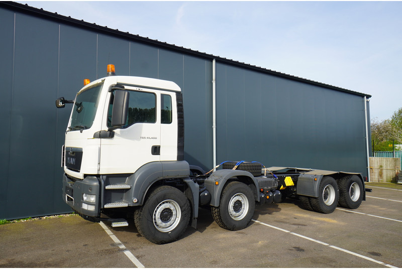 MAN TGS41.400 8X4 BB-WW NEW UNUSED CHASSIS EURO3 - Važiuoklės sunkvežimis: foto 3 MAN TGS41.400 8X4 BB-WW NEW UNUSED CHASSIS EURO3 - Važiuoklės sunkvežimis: foto 3