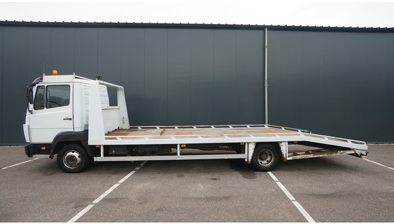 Mercedes-Benz 814 MACHINE TRANSPORTER 409.000KM - Platforminis/ Bortinis sunkvežimis: foto 1 Mercedes-Benz 814 MACHINE TRANSPORTER 409.000KM - Platforminis/ Bortinis sunkvežimis: foto 1