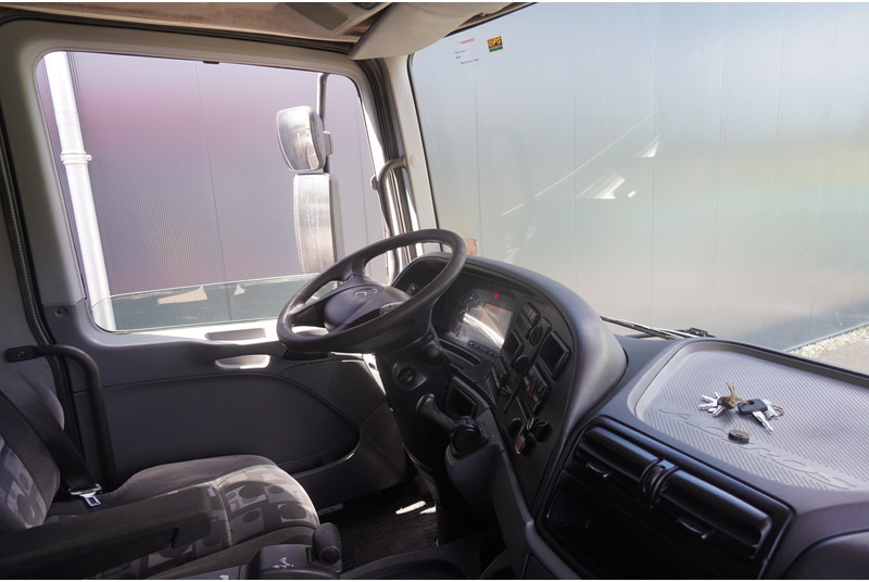 Mercedes-Benz ACTROS 4141 / FAUN HK60 MOBILE CRANE WITH JIB - Sunkvežimis su kranu: foto 5 Mercedes-Benz ACTROS 4141 / FAUN HK60 MOBILE CRANE WITH JIB - Sunkvežimis su kranu: foto 5