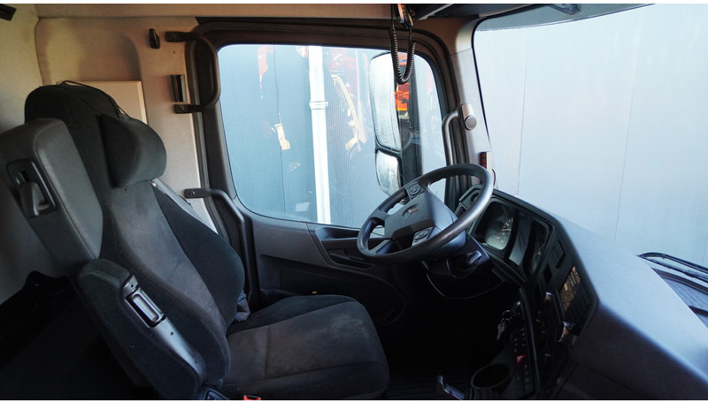 Mercedes-Benz AROCS 3542 8X4 2 SIDE TIPPER WITH HMF Z 1943 CRANE 407.000KM - Sunkvežimis su kranu: foto 5 Mercedes-Benz AROCS 3542 8X4 2 SIDE TIPPER WITH HMF Z 1943 CRANE 407.000KM - Sunkvežimis su kranu: foto 5