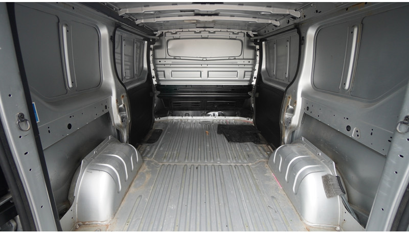 Renault Trafic 95 70KW AIRCO - Furgonas su krovinių dėže: foto 5 Renault Trafic 95 70KW AIRCO - Furgonas su krovinių dėže: foto 5