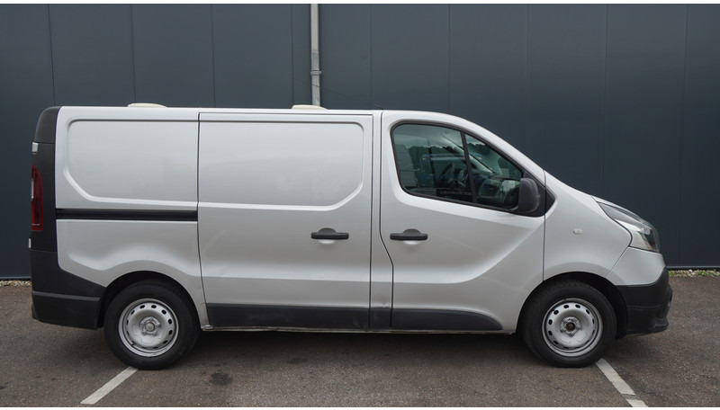 Renault Trafic 95 70KW AIRCO - Furgonas su krovinių dėže: foto 2 Renault Trafic 95 70KW AIRCO - Furgonas su krovinių dėže: foto 2