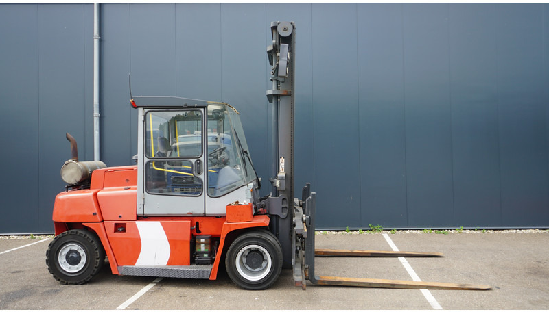 Kalmar DCE 70-6 HE 7 TONS FORKLIFT - Statybinė technika: foto 4 Kalmar DCE 70-6 HE 7 TONS FORKLIFT - Statybinė technika: foto 4