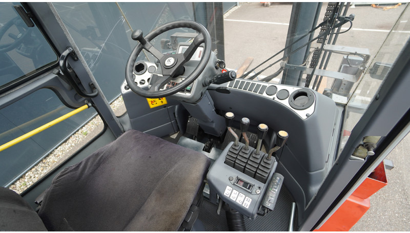 Kalmar DCE 70-6 HE 7 TONS FORKLIFT - Statybinė technika: foto 5 Kalmar DCE 70-6 HE 7 TONS FORKLIFT - Statybinė technika: foto 5