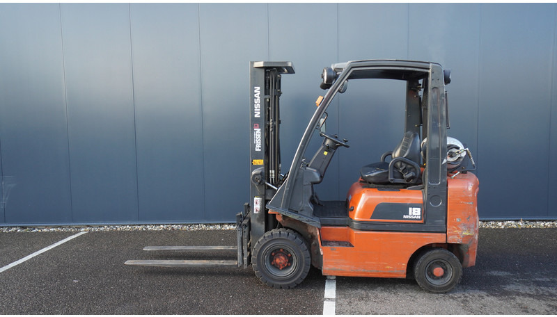 Nissan PD01A18PQ 1.8T FORKLIFT TRIPLEX SIDESHIFT - Statybinė technika: foto 4 Nissan PD01A18PQ 1.8T FORKLIFT TRIPLEX SIDESHIFT - Statybinė technika: foto 4