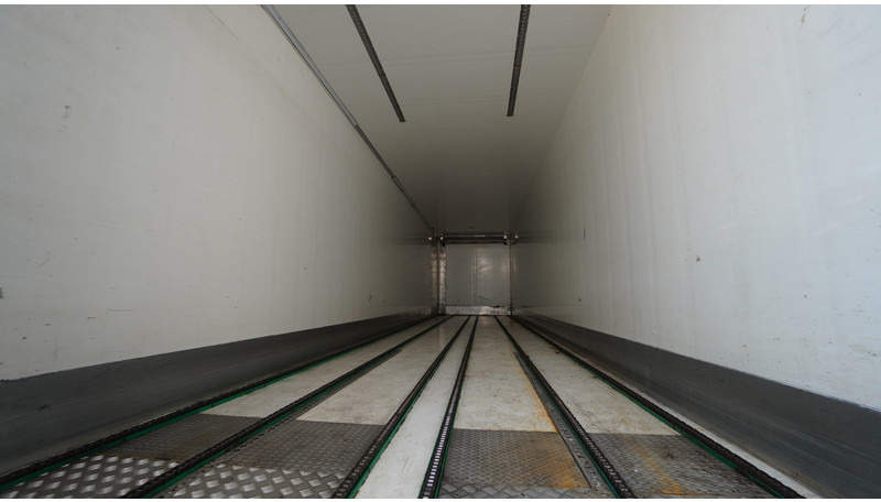 Van Eck 2 AXLE FRIGO CHAIN SYSTEM FLOOR TRAILER - Refrižeratorius puspriekabė: foto 4 Van Eck 2 AXLE FRIGO CHAIN SYSTEM FLOOR TRAILER - Refrižeratorius puspriekabė: foto 4