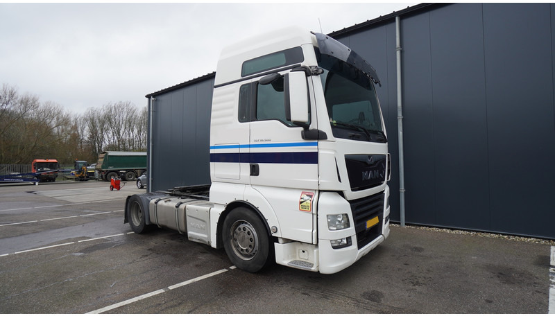 MAN TGX 18.500 XXL MEGA 701.000KM - Vilkikas: foto 4 MAN TGX 18.500 XXL MEGA 701.000KM - Vilkikas: foto 4