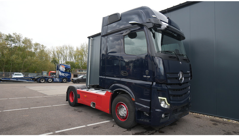 Mercedes-Benz ACTROS 1945 GIGASPACE 727.600KM - Vilkikas: foto 4 Mercedes-Benz ACTROS 1945 GIGASPACE 727.600KM - Vilkikas: foto 4