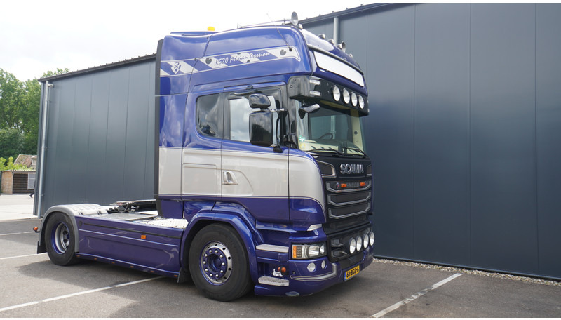 Scania R 520 V8 RETARDER TOPLINE ADR - Vilkikas: foto 4 Scania R 520 V8 RETARDER TOPLINE ADR - Vilkikas: foto 4