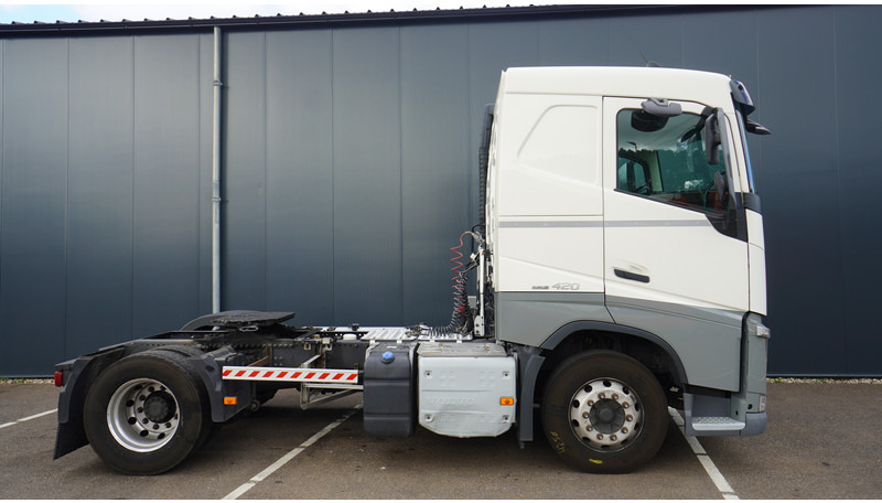 Volvo FH 420 ADR EURO 6 756.000KM - Vilkikas: foto 2 Volvo FH 420 ADR EURO 6 756.000KM - Vilkikas: foto 2