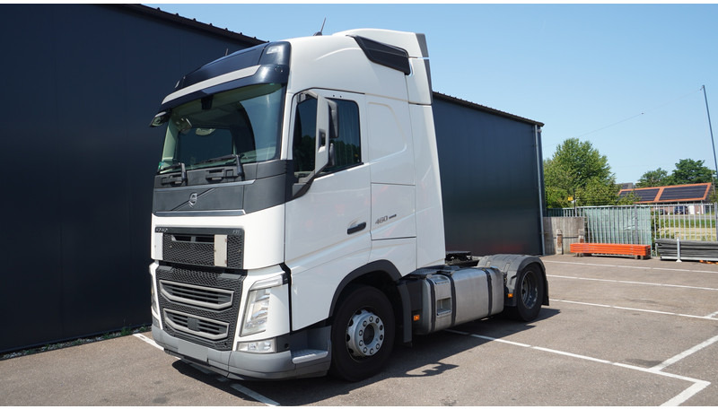 Volvo FH 460 EURO 6 GLOBETROTTER 679.000KM - Vilkikas: foto 3 Volvo FH 460 EURO 6 GLOBETROTTER 679.000KM - Vilkikas: foto 3