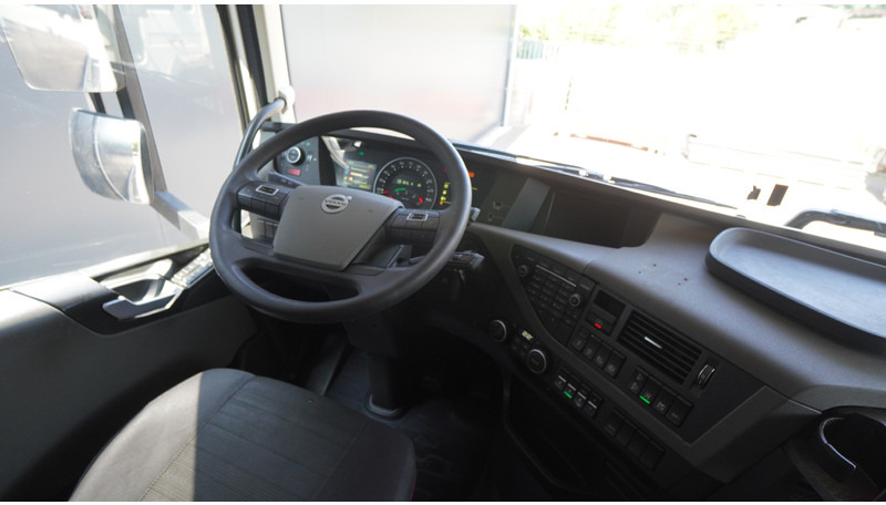 Volvo FH 460 EURO 6 GLOBETROTTER 699.000KM - Vilkikas: foto 5 Volvo FH 460 EURO 6 GLOBETROTTER 699.000KM - Vilkikas: foto 5