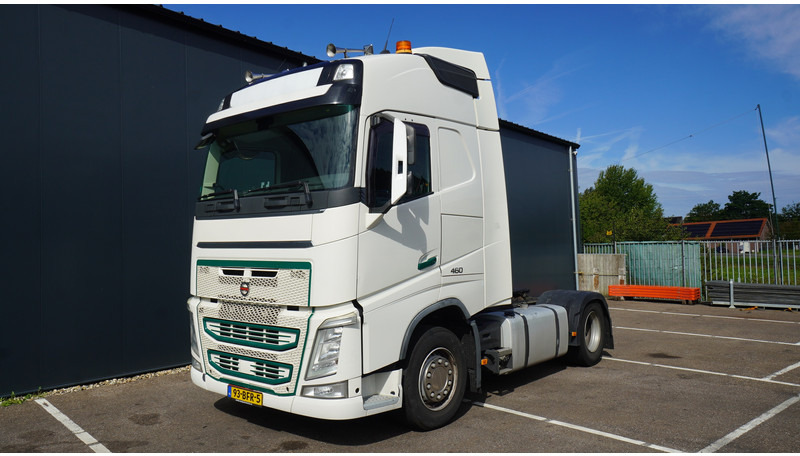Volvo FH 460 EURO 6 GLOBETROTTER - Vilkikas: foto 3 Volvo FH 460 EURO 6 GLOBETROTTER - Vilkikas: foto 3