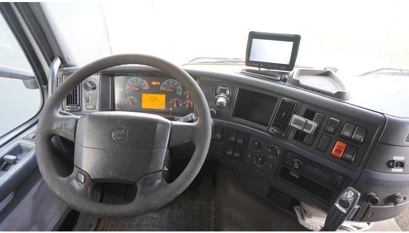 Volvo FH 480 6X2 ADR EURO 5 COMPRESSOR PUMP - Vilkikas: foto 3 Volvo FH 480 6X2 ADR EURO 5 COMPRESSOR PUMP - Vilkikas: foto 3