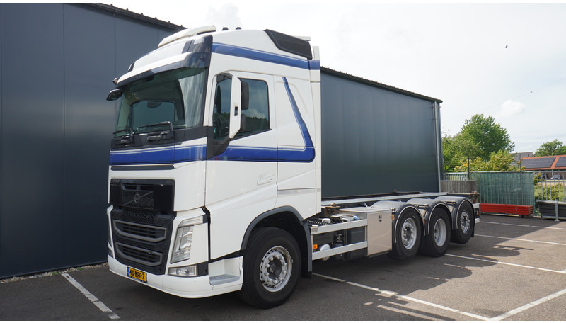 Volvo FH 460 8X2 20 FT CONTAINER TRANSPORT TRUCK - Konteineris-vežimus/ Sukeisti kūną sunkvežimis: foto 3 Volvo FH 460 8X2 20 FT CONTAINER TRANSPORT TRUCK - Konteineris-vežimus/ Sukeisti kūną sunkvežimis: foto 3