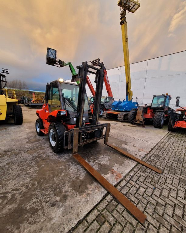 Manitou M30-2 - Dyzelinis krautuvas: foto 5 Manitou M30-2 - Dyzelinis krautuvas: foto 5