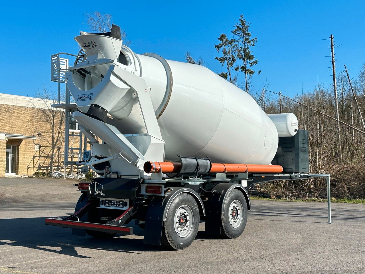 EUROMIX MTP - 10m³ Betonmischer-Auflieger - Betonvežis: foto 2 EUROMIX MTP - 10m³ Betonmischer-Auflieger - Betonvežis: foto 2