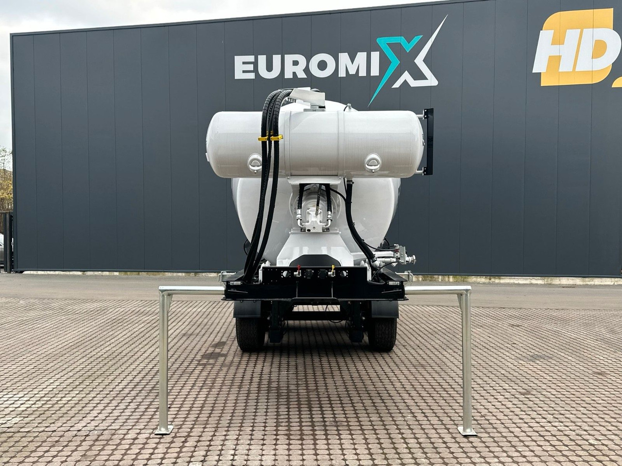 EUROMIX MTP - 10m³ Betonmischer-Auflieger - Betonvežis: foto 3 EUROMIX MTP - 10m³ Betonmischer-Auflieger - Betonvežis: foto 3