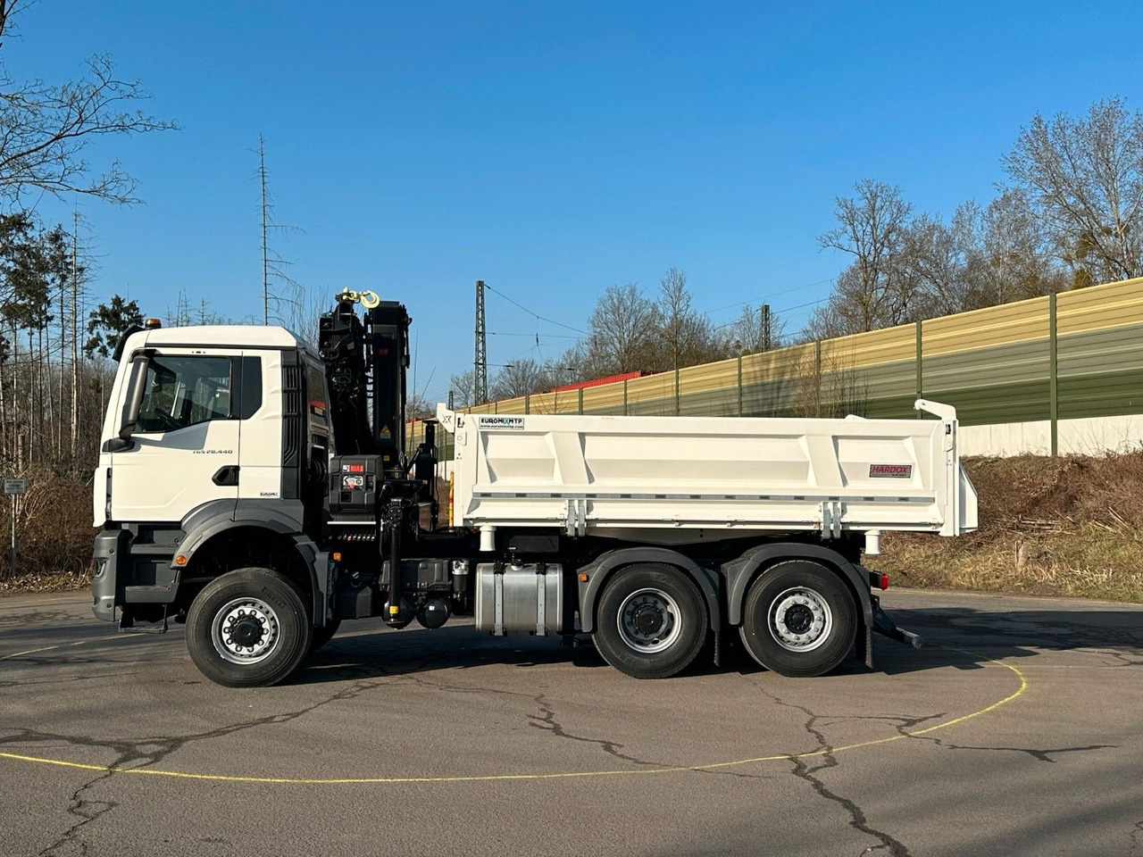 MAN TGS 28.440 6x4-4/3-Seiten- Kipper / Hiab 228-6 - Savivartis sunkvežimis, Sunkvežimis su kranu: foto 5 MAN TGS 28.440 6x4-4/3-Seiten- Kipper / Hiab 228-6 - Savivartis sunkvežimis, Sunkvežimis su kranu: foto 5