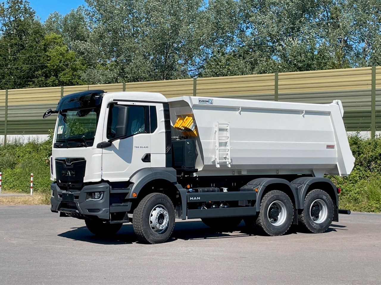 MAN TGS 33.440 6x4/Euro6e EuromixMTP Mulden-Kipper - Savivartis sunkvežimis: foto 2 MAN TGS 33.440 6x4/Euro6e EuromixMTP Mulden-Kipper - Savivartis sunkvežimis: foto 2