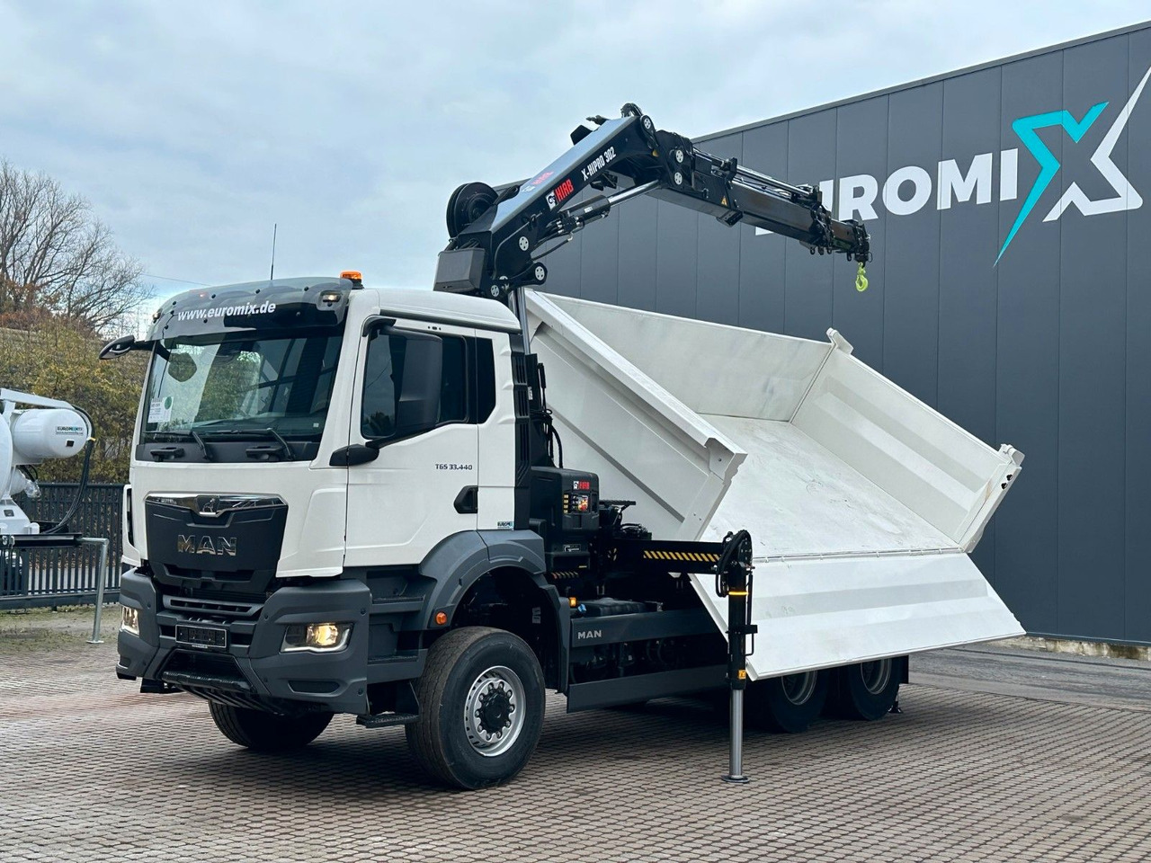MAN TGS 33.440 6x6 /3-Seiten- Kipper / Kran HIAB 302 - Savivartis sunkvežimis, Sunkvežimis su kranu: foto 5 MAN TGS 33.440 6x6 /3-Seiten- Kipper / Kran HIAB 302 - Savivartis sunkvežimis, Sunkvežimis su kranu: foto 5