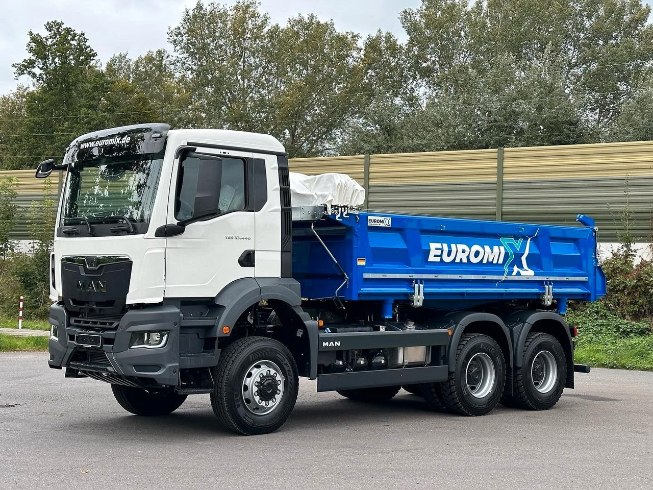 MAN TGS 33.440 6x6 /Euro6 3-Seiten-Kipper EuromixMTP - Savivartis sunkvežimis: foto 2 MAN TGS 33.440 6x6 /Euro6 3-Seiten-Kipper EuromixMTP - Savivartis sunkvežimis: foto 2