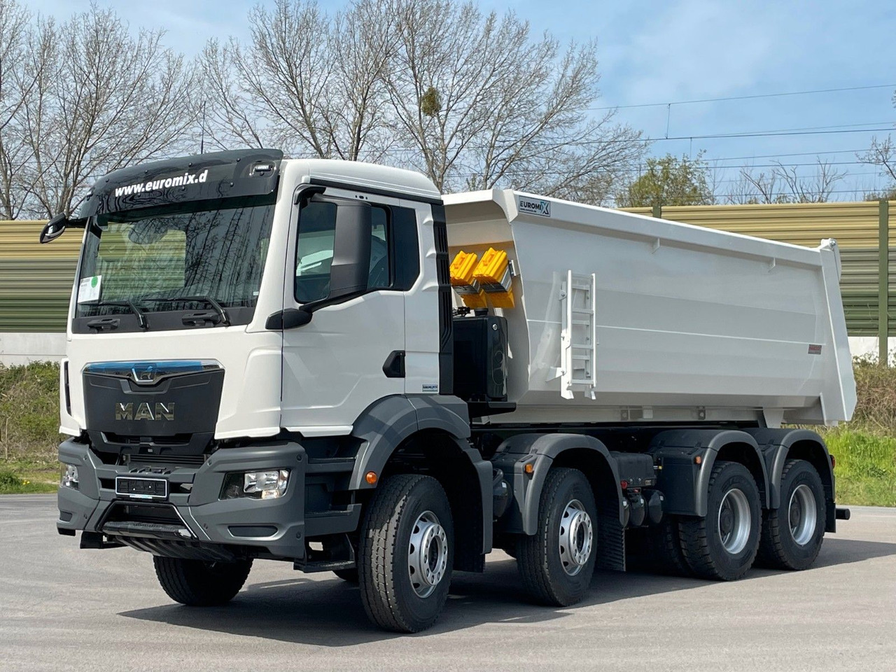 MAN TGS 41.400 8x4 / EUROMIX MTP 20m³/ EURO2 Kipper - Savivartis sunkvežimis: foto 2 MAN TGS 41.400 8x4 / EUROMIX MTP 20m³/ EURO2 Kipper - Savivartis sunkvežimis: foto 2