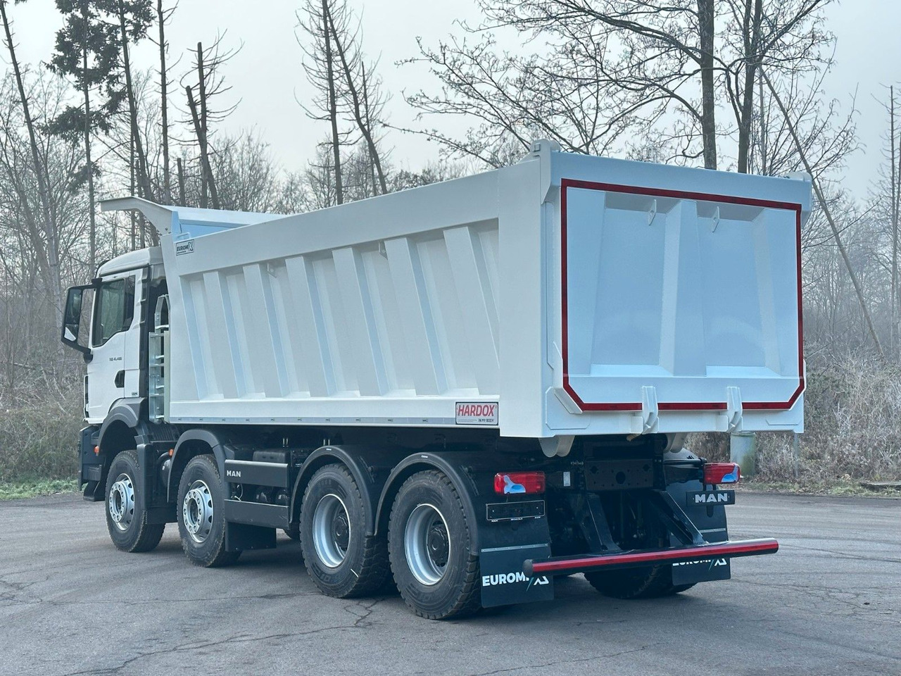 MAN TGS 41.440 8x4 EuromixMTP 23m³ Eckige Mulde MAN TGS 41.440 8x4 EuromixMTP 23m³ Eckige Mulde - Savivartis sunkvežimis: foto 4 MAN TGS 41.440 8x4 EuromixMTP 23m³ Eckige Mulde MAN TGS 41.440 8x4 EuromixMTP 23m³ Eckige Mulde - Savivartis sunkvežimis: foto 4