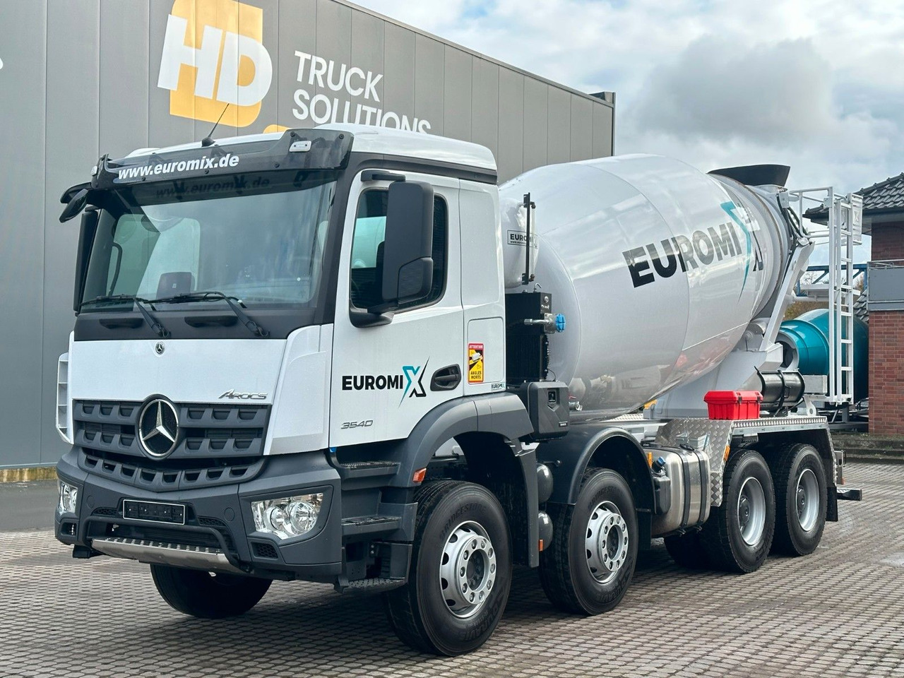 Mercedes-Benz Arocs 5 3540 8x4 EURO 6e EuromixMTP EM 9 L - Betonvežis: foto 1 Mercedes-Benz Arocs 5 3540 8x4 EURO 6e EuromixMTP EM 9 L - Betonvežis: foto 1