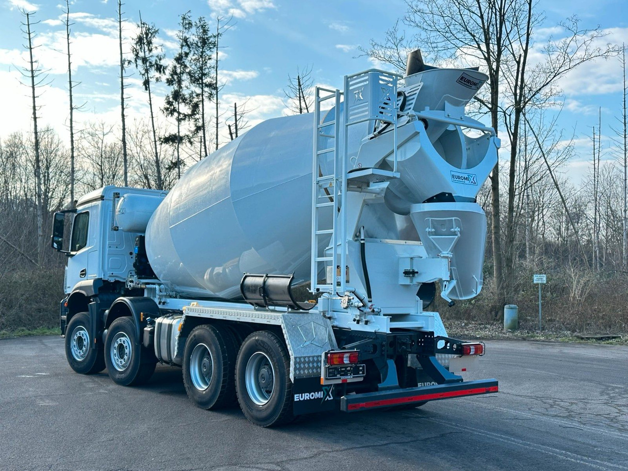 Mercedes-Benz Arocs 5 3743 8X4 / Euro6e EuromixMTP EM 10 L - Betonvežis: foto 4 Mercedes-Benz Arocs 5 3743 8X4 / Euro6e EuromixMTP EM 10 L - Betonvežis: foto 4