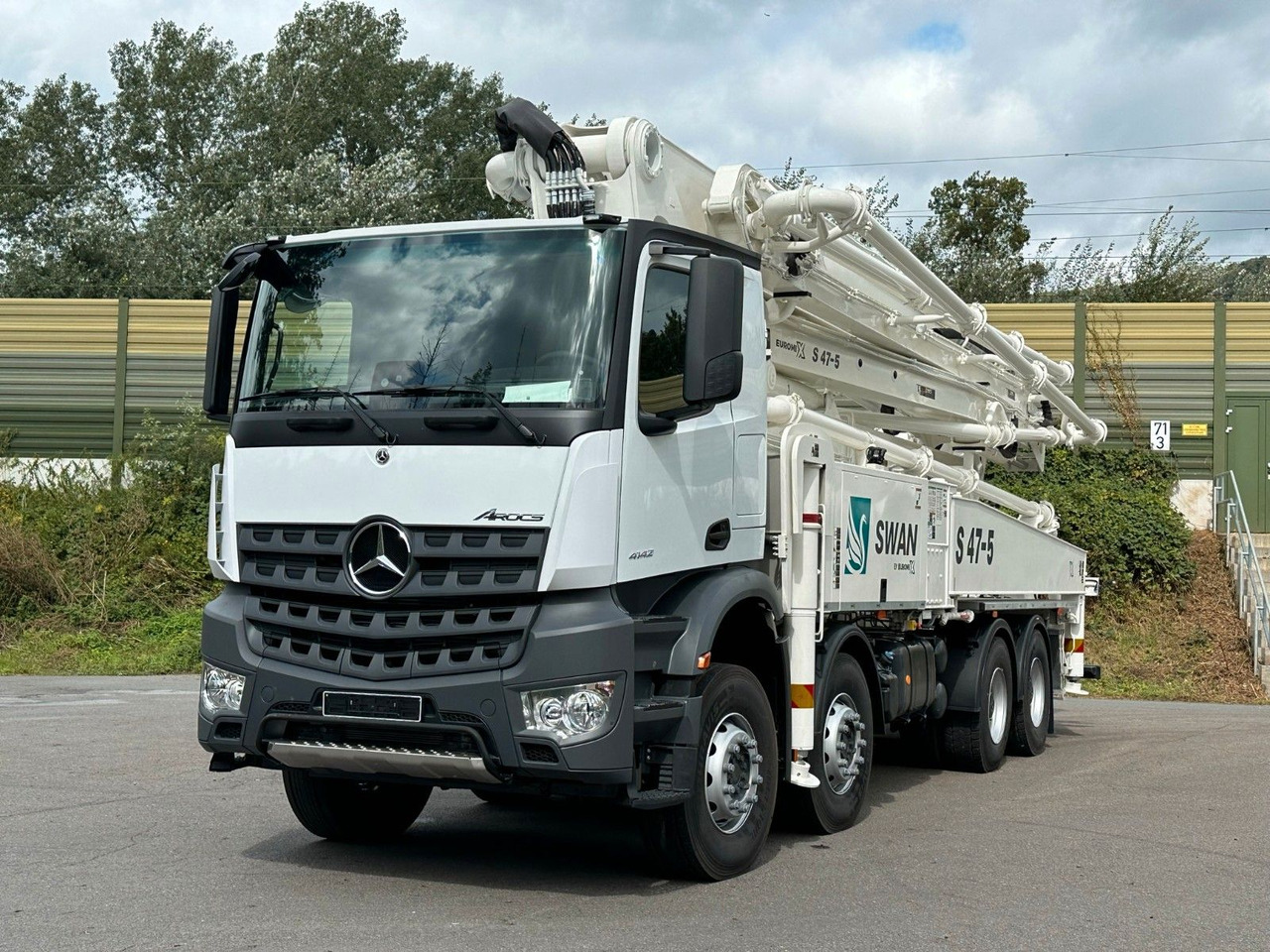 Mercedes-Benz Arocs 5 4142 8x4 SWAN TSP 47-5 160RZ ( 47m ) - Betono siurblys: foto 2 Mercedes-Benz Arocs 5 4142 8x4 SWAN TSP 47-5 160RZ ( 47m ) - Betono siurblys: foto 2