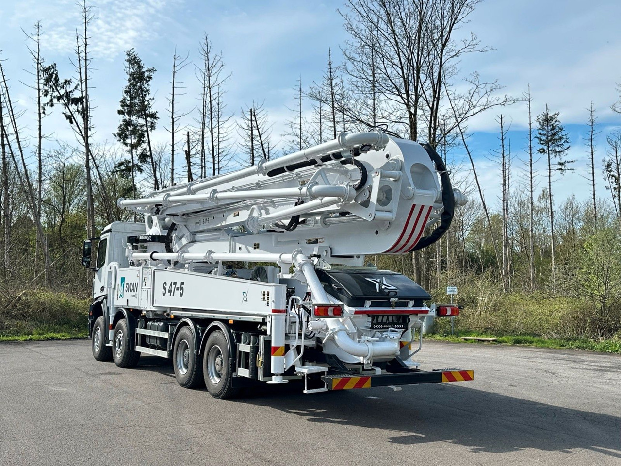 Mercedes-Benz Arocs 5 4542 8x4 SWAN TSP 47-5 160RZ ( 47m ) - Betonvežis: foto 4 Mercedes-Benz Arocs 5 4542 8x4 SWAN TSP 47-5 160RZ ( 47m ) - Betonvežis: foto 4