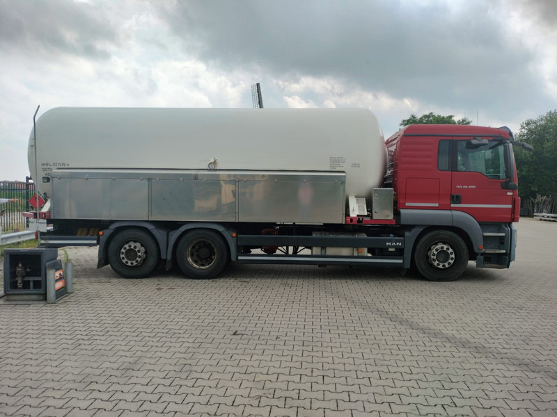 MAN TGS 26.400 6x2-4 LL 26900 Liter Gas tank truck ID 2.168 Rootselaar, flowmeter, pump - Autocisterna: foto 3 MAN TGS 26.400 6x2-4 LL 26900 Liter Gas tank truck ID 2.168 Rootselaar, flowmeter, pump - Autocisterna: foto 3