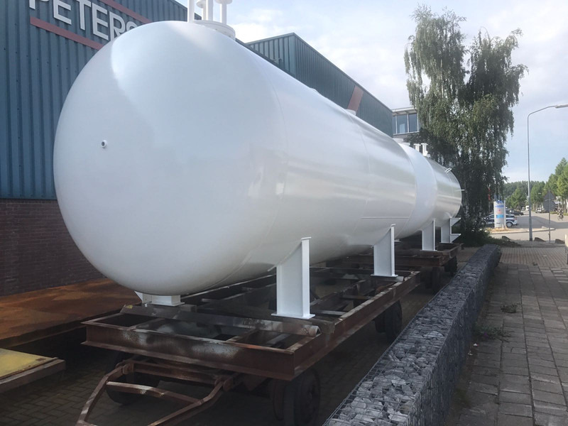 Propaan/Butaan LPG gastank 20m3 (10 ton) Used gas tank 20m3 Ø 2200 Aboveground and underground Gas,Gaz, LPG ID 1.013 - Degalų bakas - Sunkvežimis: foto 2 Propaan/Butaan LPG gastank 20m3 (10 ton) Used gas tank 20m3 Ø 2200 Aboveground and underground Gas,Gaz, LPG ID 1.013 - Degalų bakas - Sunkvežimis: foto 2