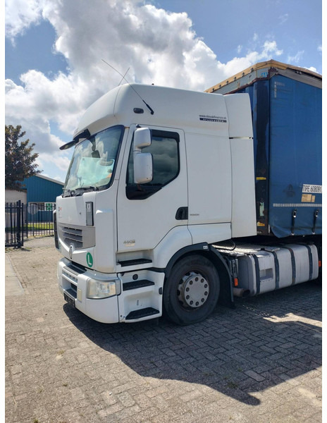 Renault Premium 460.19T 24G ID 7.28 - Vilkikas: foto 2 Renault Premium 460.19T 24G ID 7.28 - Vilkikas: foto 2