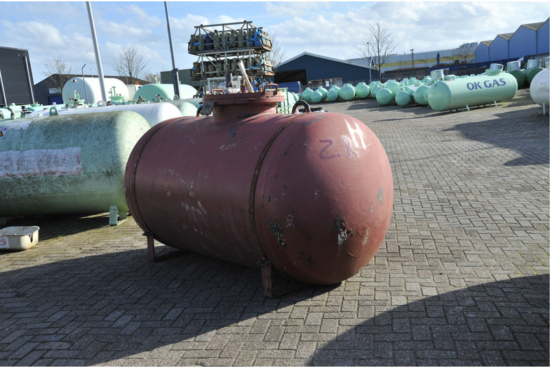 Visser 2700L(1,35 ton) Gas tanks - Gas, Gaz, LPG, GPL, Propane, Butane tanks Underground Used Tanks ID 1.004 - Degalų bakas - Sunkvežimis: foto 2 Visser 2700L(1,35 ton) Gas tanks - Gas, Gaz, LPG, GPL, Propane, Butane tanks Underground Used Tanks ID 1.004 - Degalų bakas - Sunkvežimis: foto 2